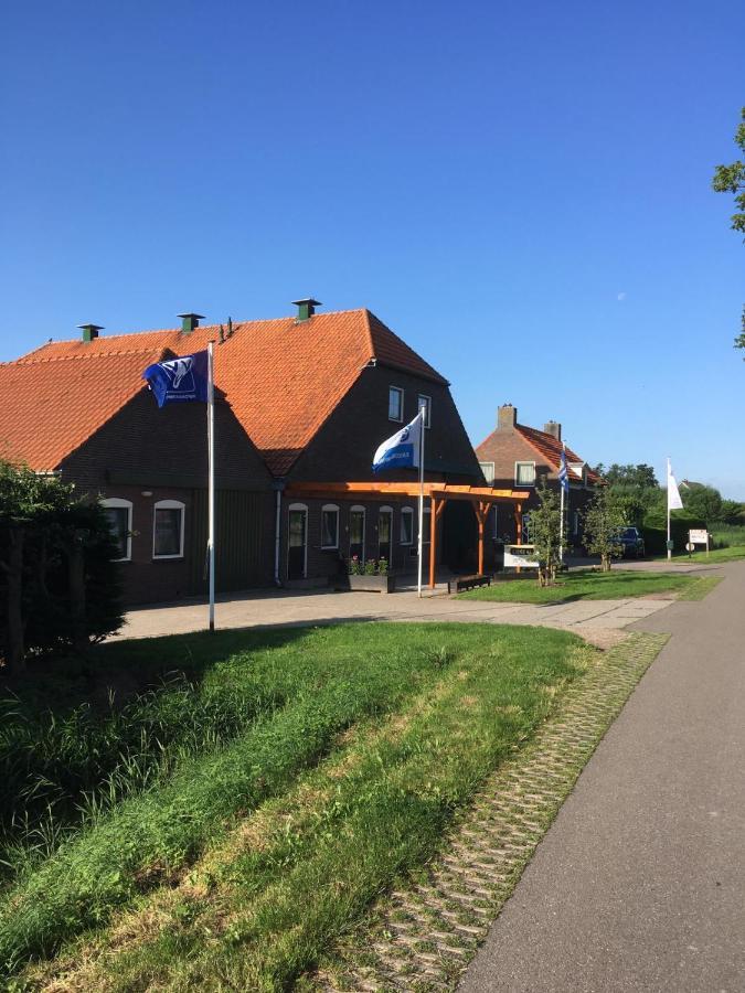 Lodge 61 Hotel Aan Het Water Medemblik Exterior foto